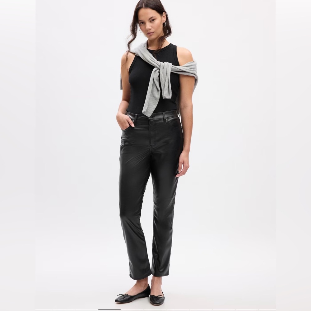 GAP BNWT High Rise Vegan Leather Vintage Slim Jeans Size 29